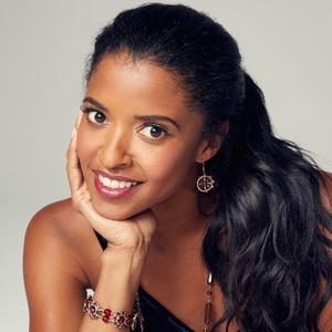 photo of Renée Elise Goldsberry