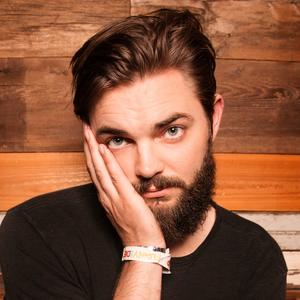 photo of Nick Thune