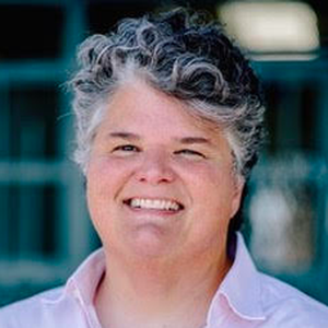 photo of Lisa Kenney