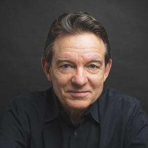 photo of Lawrence Wright