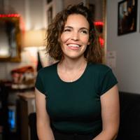 photo of Beth Stelling