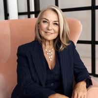 photo of Esther Perel