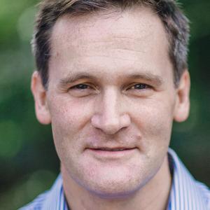 Mike Signer