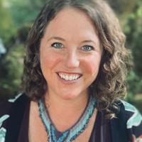 photo of Tracy DeLuca